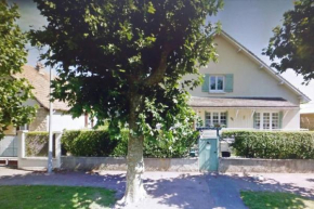 Maison spacieuse avec cheminée à Dives-sur-Mer